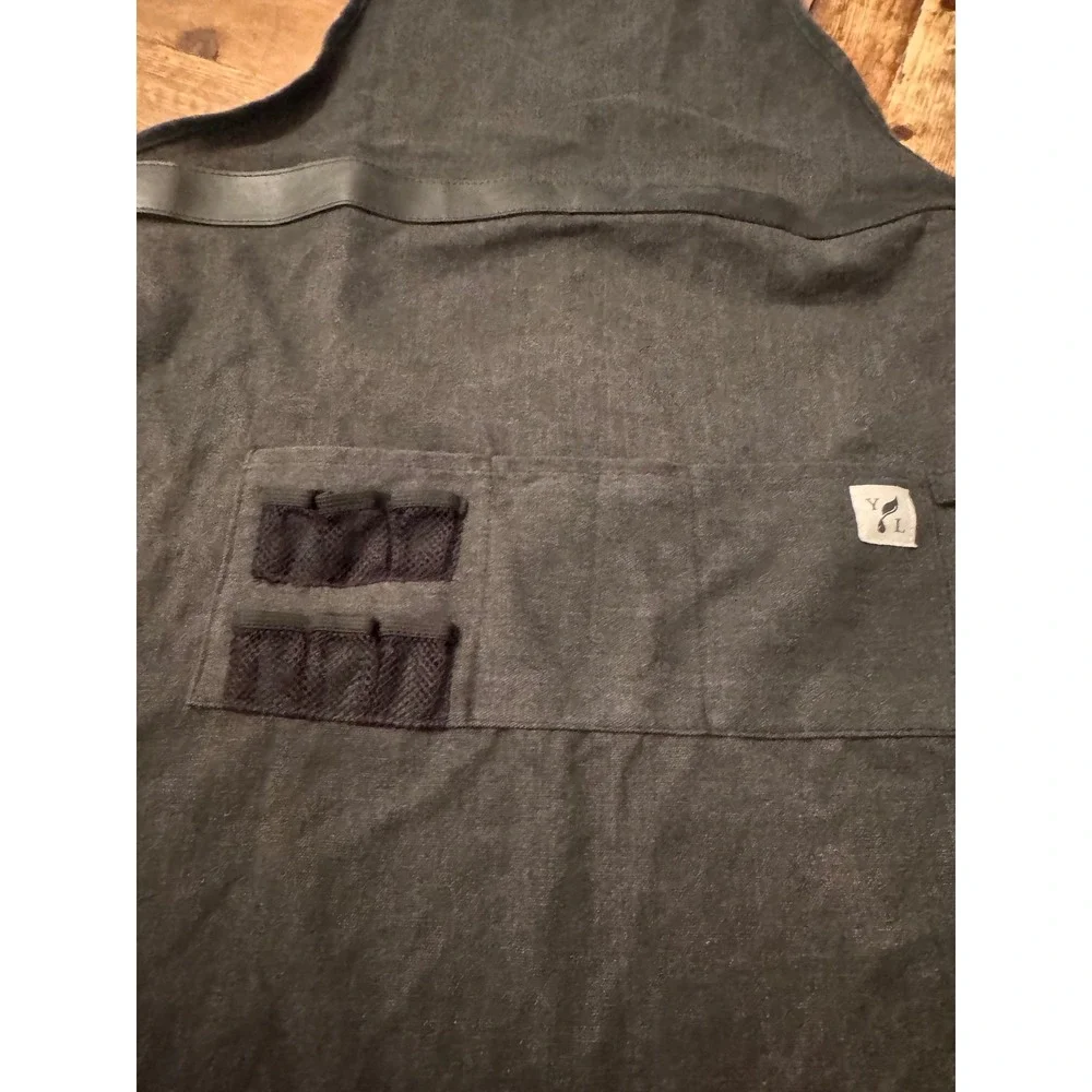 Young Living Raindrop Technique Charcoal Denim Apron Essential Oil Utility Grey